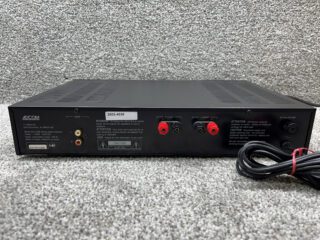 Adcom GFA-5200 Amplifier - Image 3