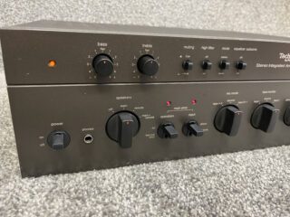 Technics SU-8080 Integrated Amplifier - Image 2